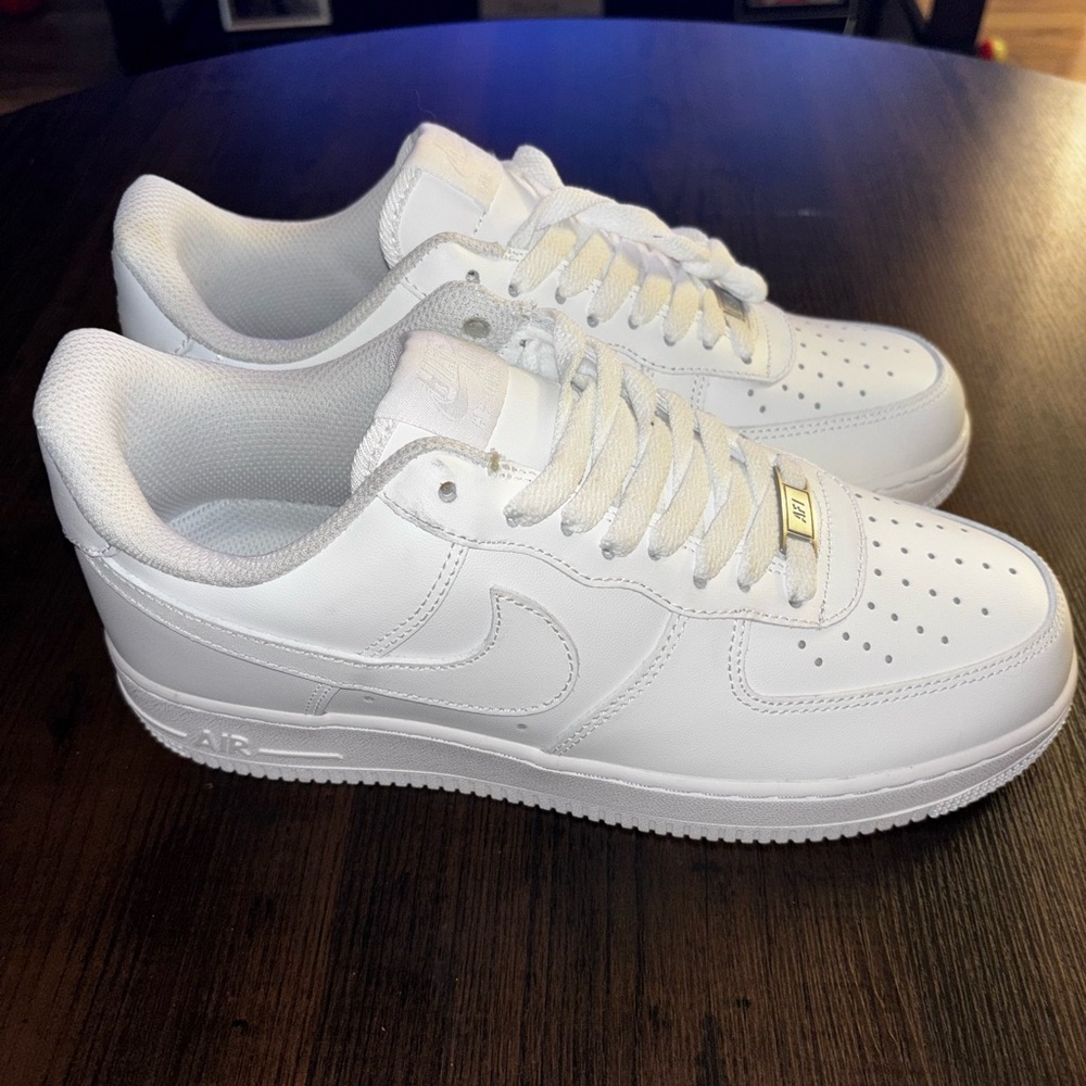 Nike Air Force 1 Low White Leather Sneakers - Picture 4 of 7